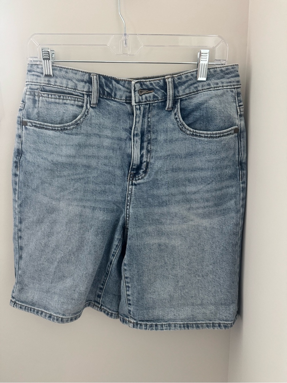 NWOT (never worn) Wrangler Light Wash Denim Jean Shorts